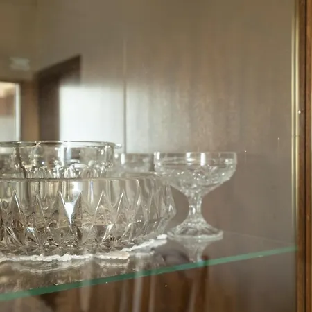 Lucie Center - 5 People Apartman *